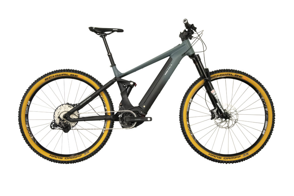 Bergstrom AXV 829